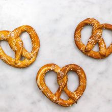 Load image into Gallery viewer, Soft Pretzel and Beer Cheese Making Kit
