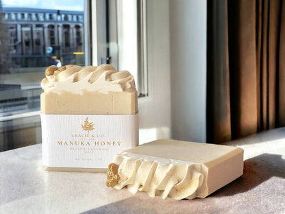 Manuka Honey, Oats & Coconut Milk Soap