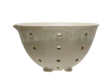 Stoneware Berry Bowl 6" x 3.5" Rd