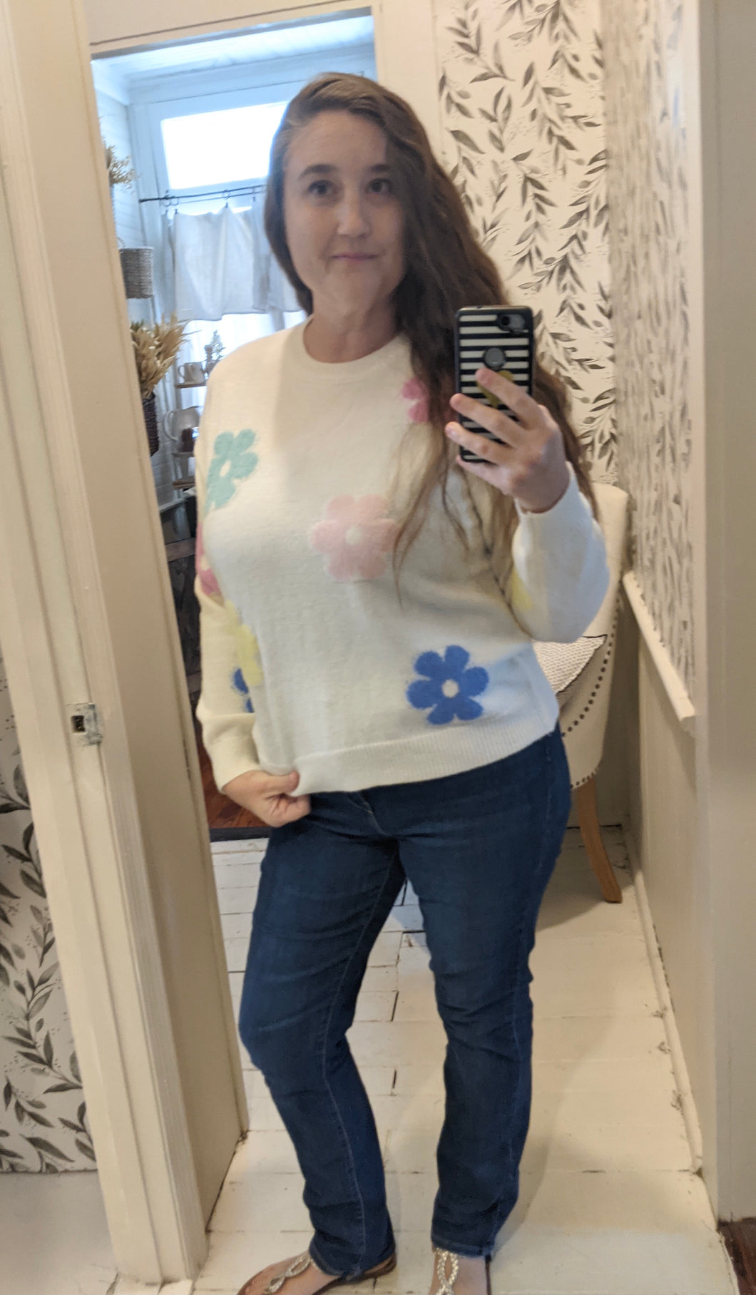 Flower Sweater In White