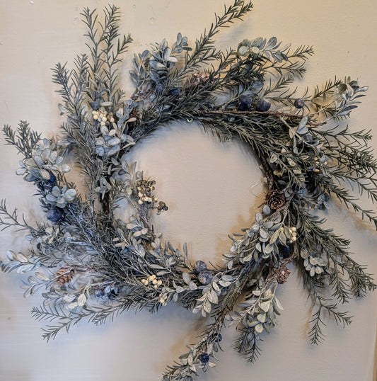 Mistletoe & Blueberry Wreath