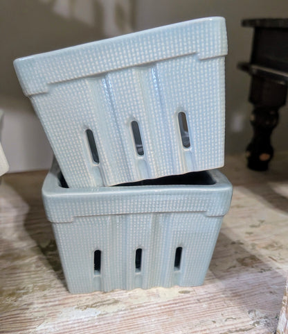 Berry Basket Stoneware
