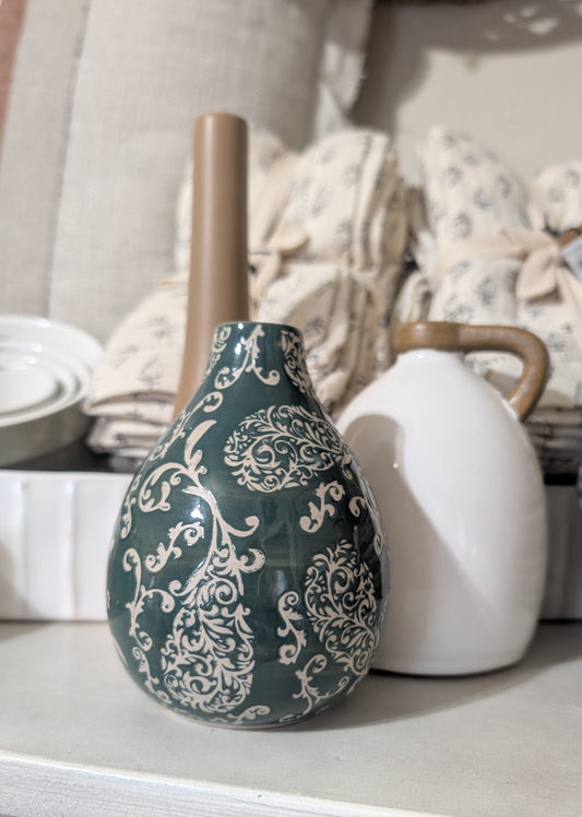 Green Design Ceramic Vase