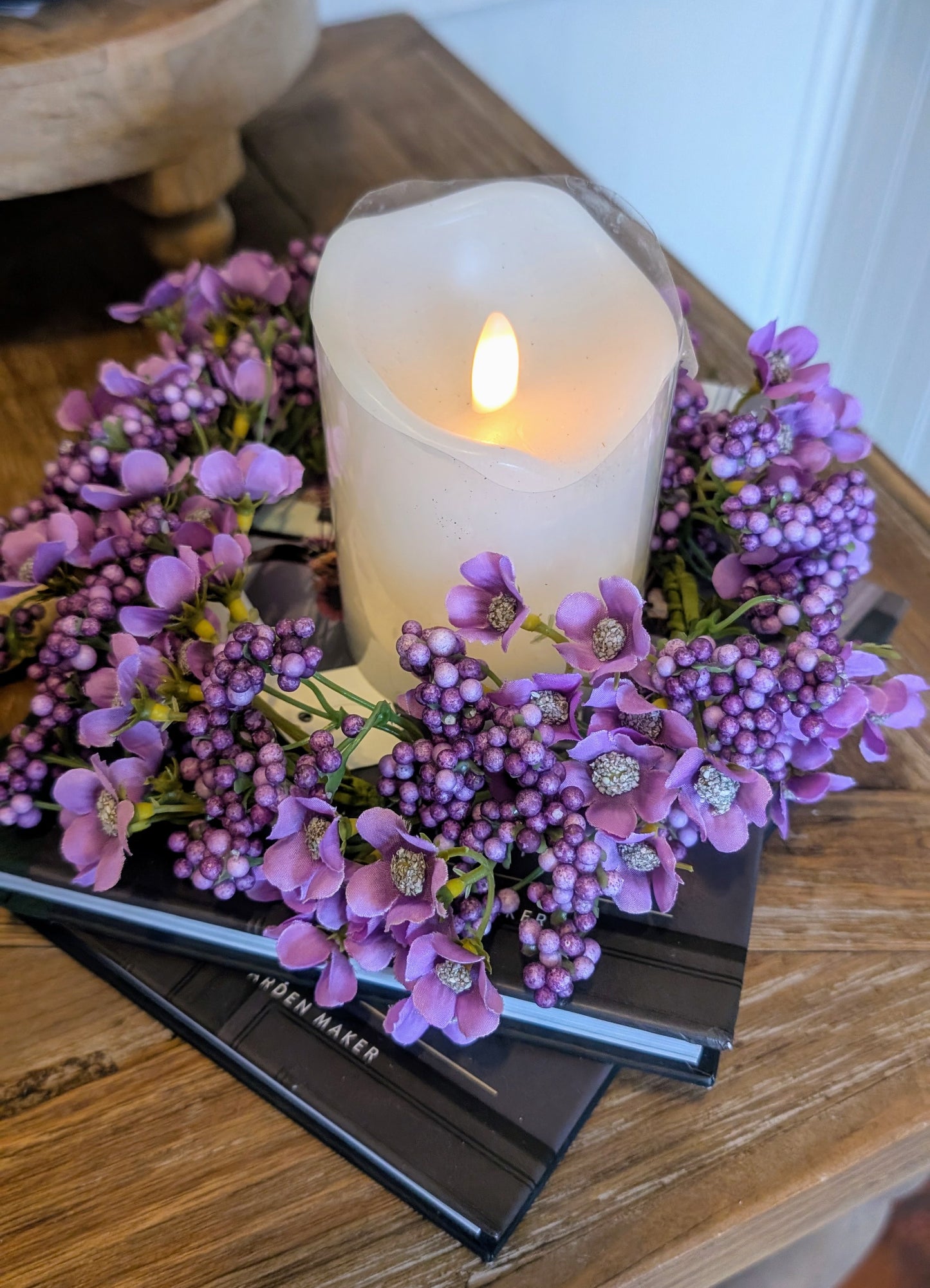 Berry & Floral Candle Ring