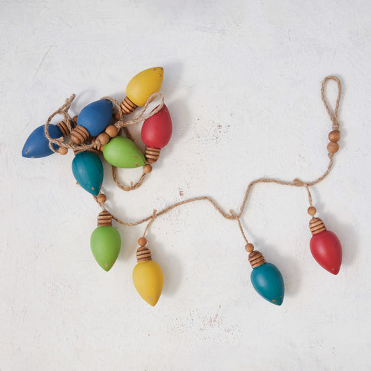 Wood Light Bulbs Garland